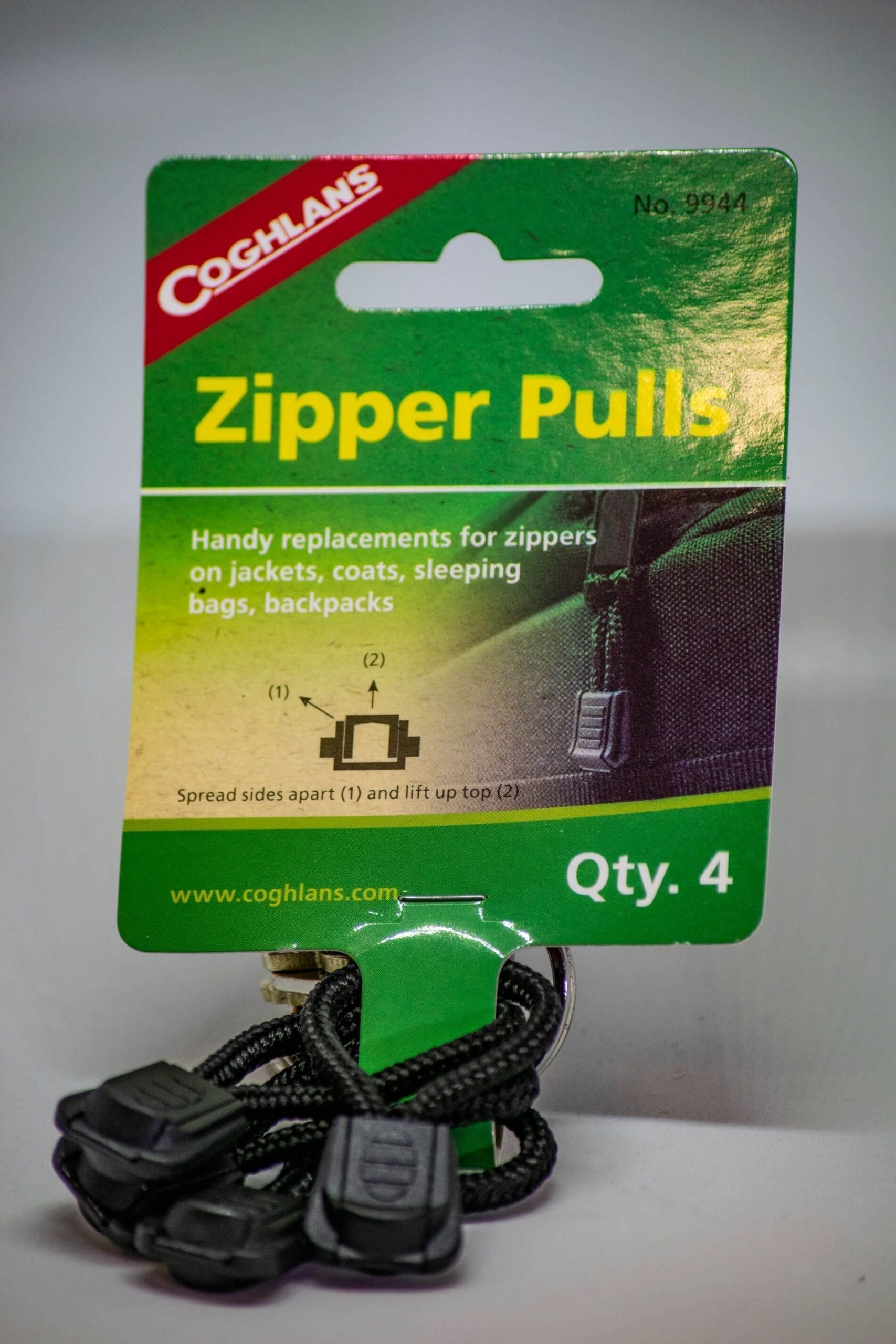 Coghlan's Zipper Pulls (4 Pack), Replacements for Jackets, Coats, Sleeping  Bags